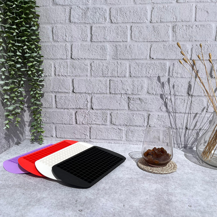 قالب یخ سیلیکونی مکعبی ریز