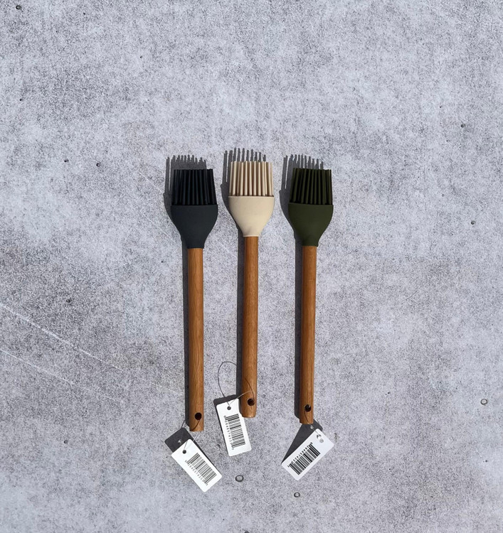 قلمو روغن سیلیکونی دسته چوبی