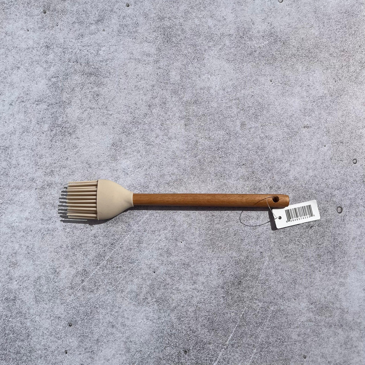 قلمو روغن سیلیکونی دسته چوبی کرم